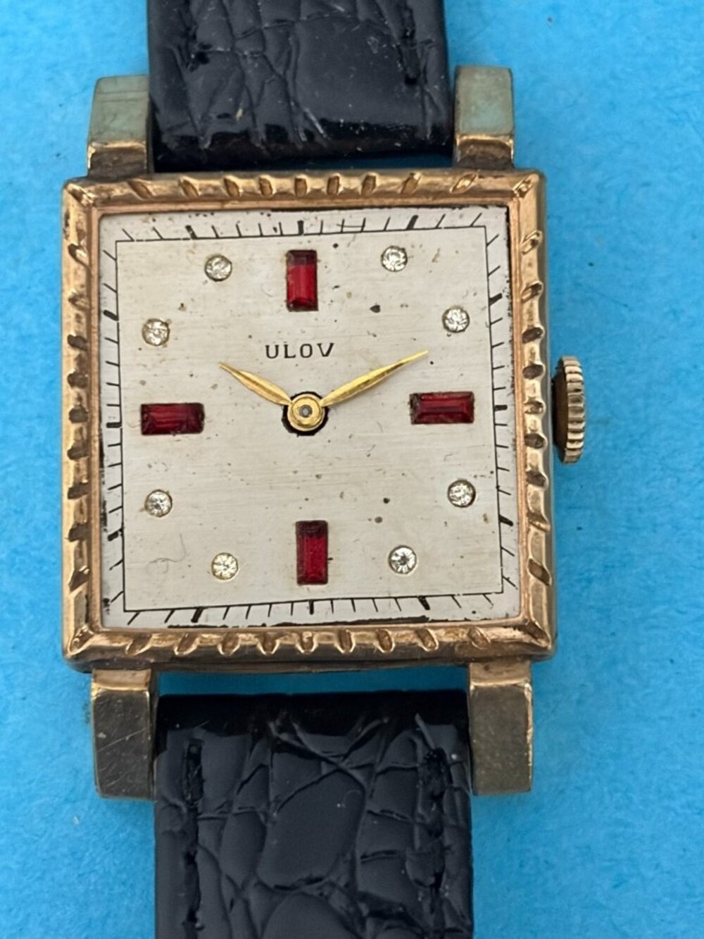 BULOVA WRISTWATCH 17 Jewels Swiss Ruby & stones runs 4 repair / parts